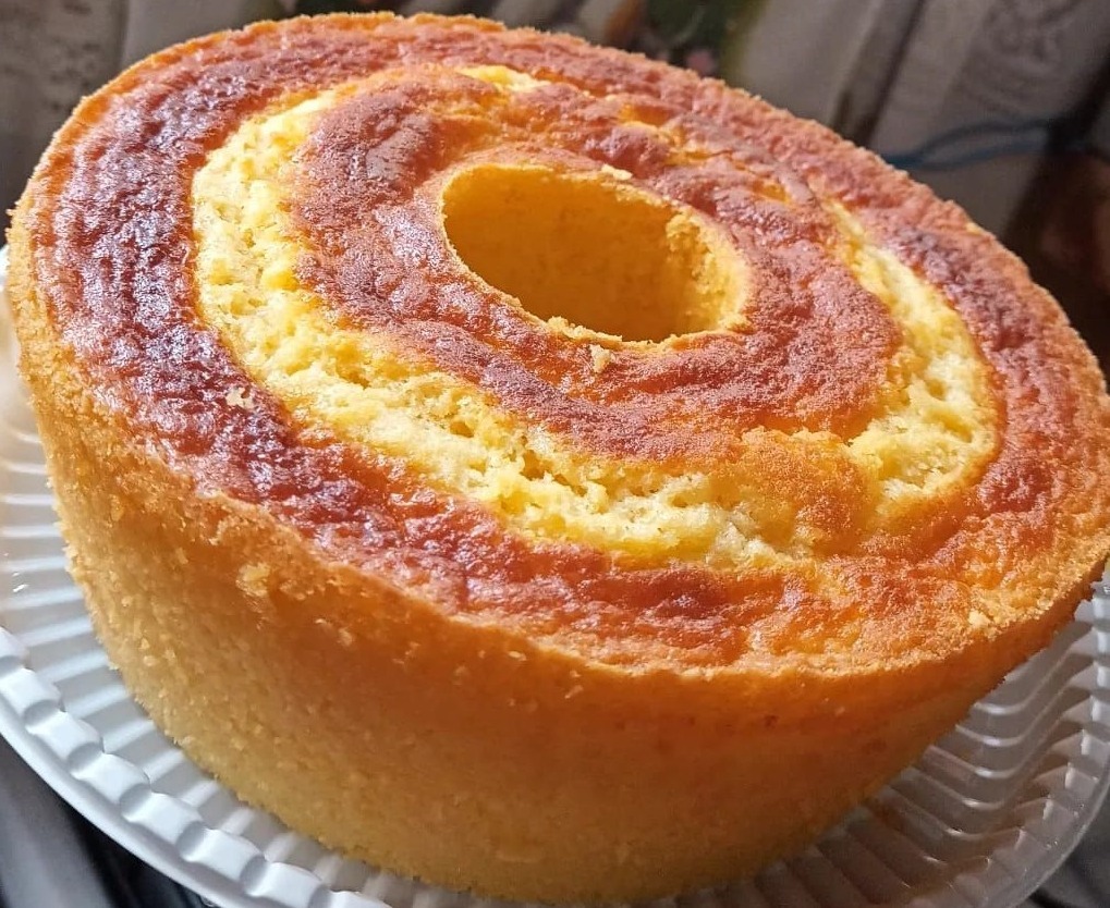 Bolo de Milho com Flocão e Leite Condensado