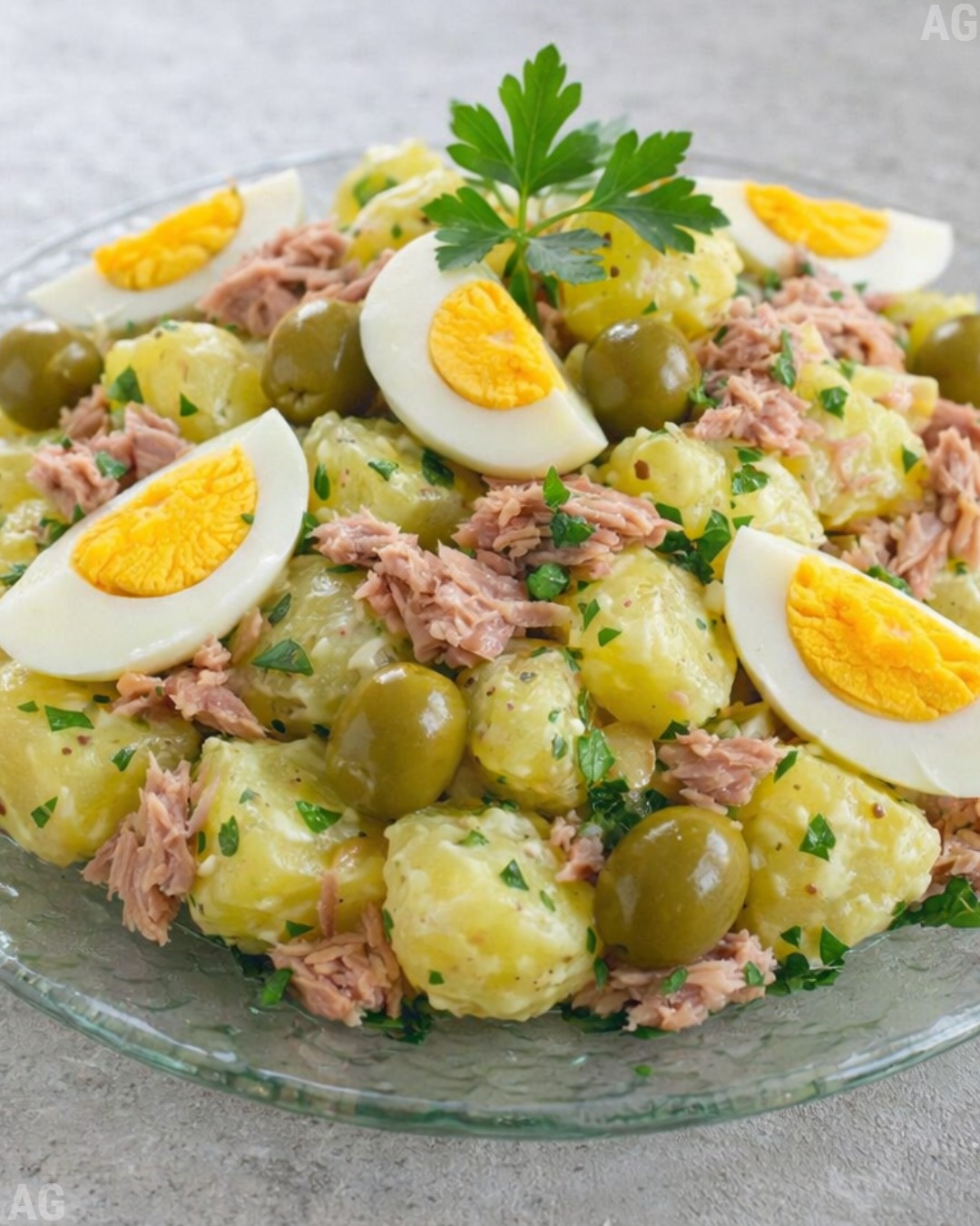 Salada de Batatas com Atum e Ovos