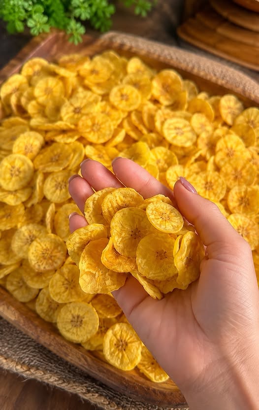 CHIPS DE BANANA-DA-TERRA VERDE CROCANTE